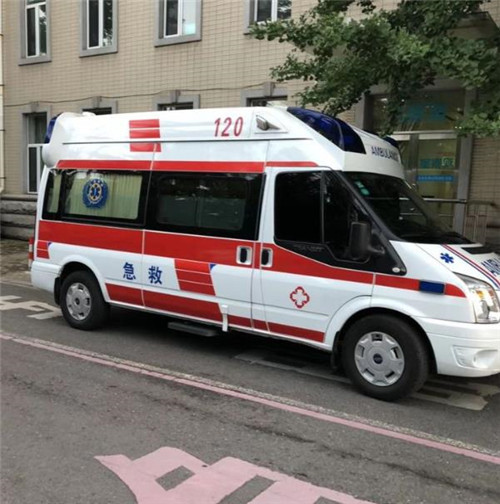 合山选择我们的救护车出租，开启安心转院之旅